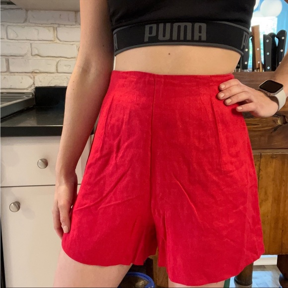 Vintage high waisted rise red 100% linen Shorts pin up - Picture 1 of 7